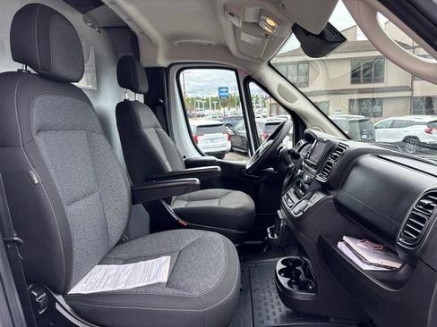 Used 2023 RAM ProMaster 3500 FWD image 10