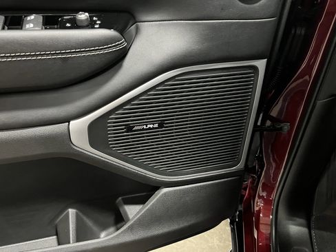 New 2026 Jeep Grand Wagoneer 4WD w/ Premium Group I image 18