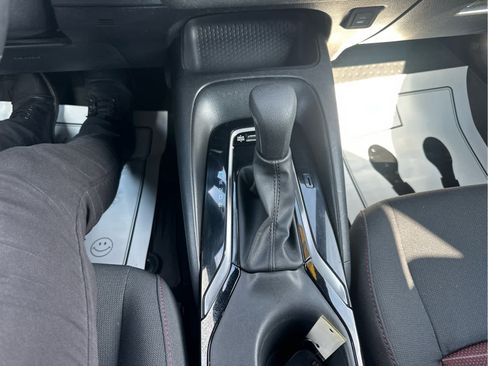 Used 2024 Toyota Corolla Sedan w/ SE Convenience Package image 30