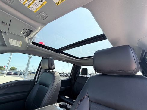 Used 2023 Ford F350 Lariat w/ Chrome Package AWD/4WD image 10