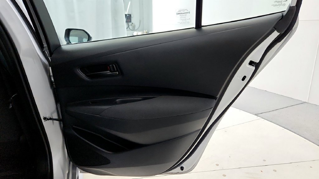 Used 2023 Toyota Corolla LE FWD image 19
