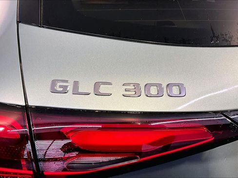 New 2026 Mercedes-Benz GLC 300 4MATIC image 6