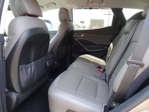 Used 2018 Hyundai Santa Fe Sport FWD image 5