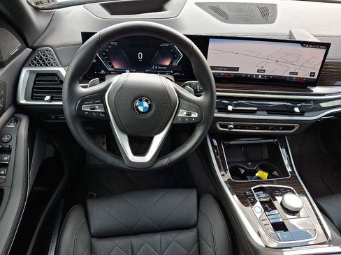 Used 2024 BMW X5 xDrive40i w/ Executive Package AWD/4WD image 11