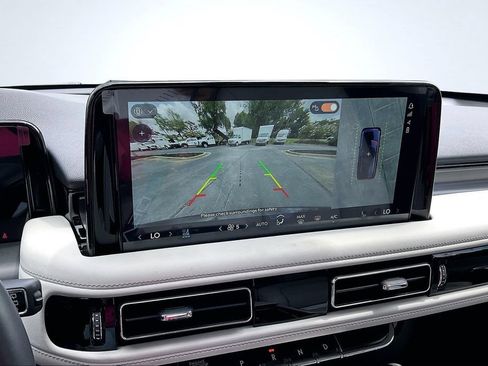 Used 2026 Lincoln Aviator AWD w/ Jet Appearance Package image 14