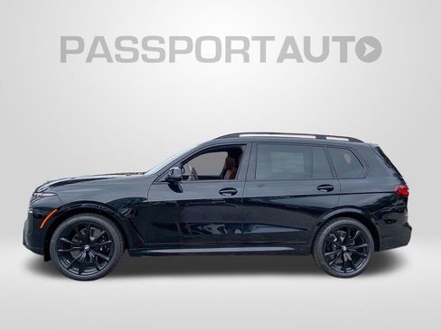 New 2027 BMW X7 xDrive40i w/ M Sport Package AWD/4WD image 2