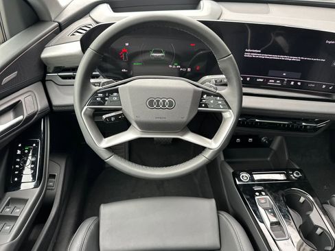 New 2025 Audi Q6 e-tron Premium Plus image 14