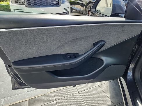 Used 2025 Tesla Model 3 Long Range image 27