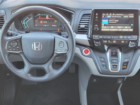 Certified 2024 Honda Odyssey EX-L image 26