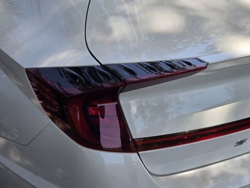 Used 2023 Hyundai Sonata SEL w/ Convenience Package FWD image 8