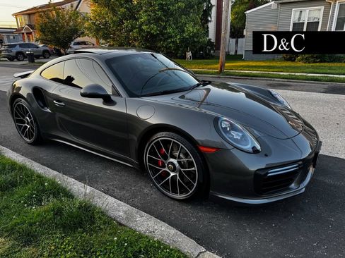 Used 2017 Porsche 911 Turbo AWD/4WD image 1