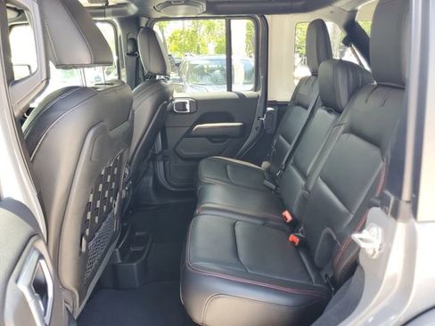 Used 2023 Jeep Wrangler Unlimited Rubicon w/ Xtreme 35 Tire Package AWD/4WD image 11