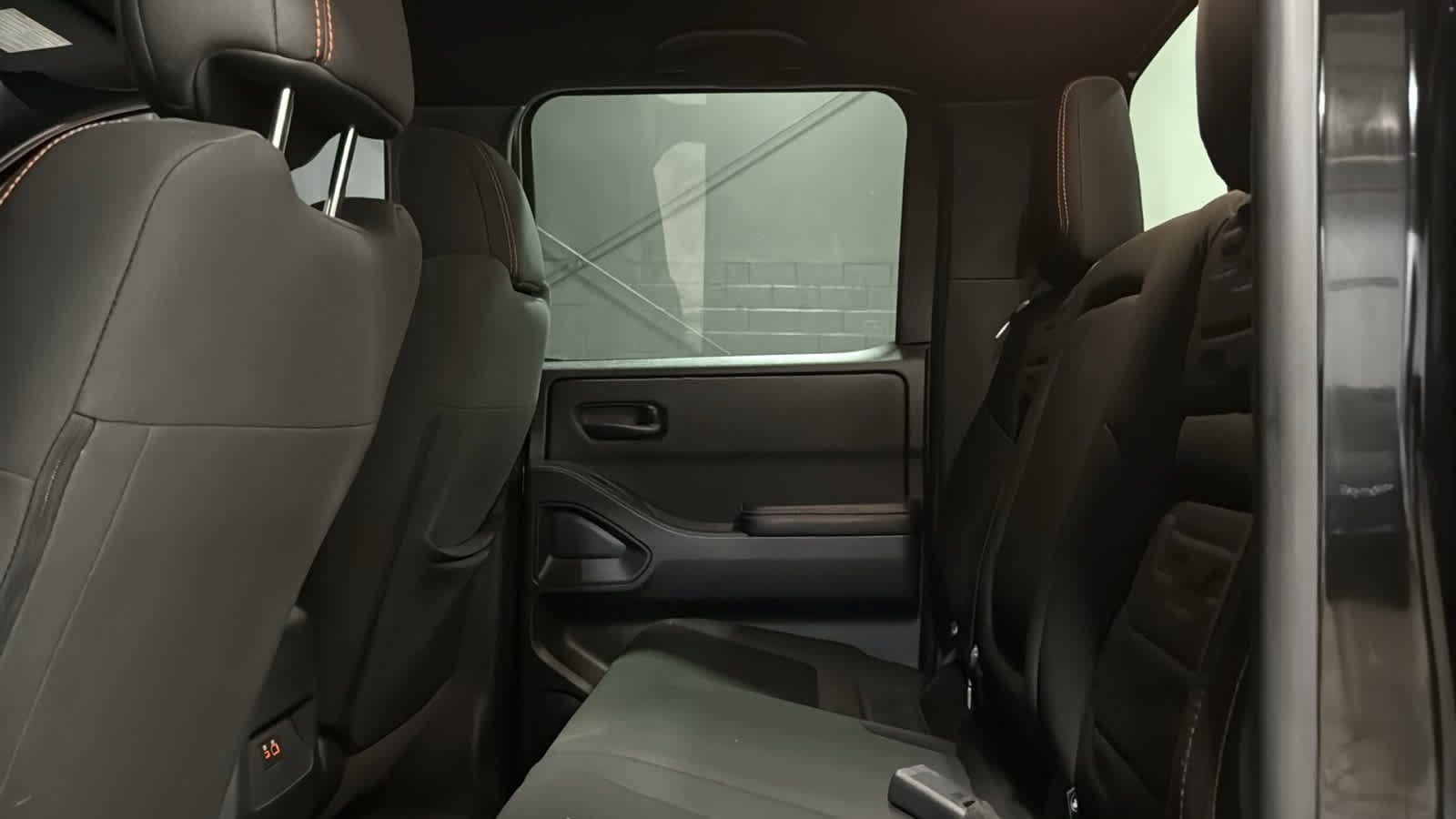 Used 2026 Nissan Frontier PRO-4X AWD/4WD image 25