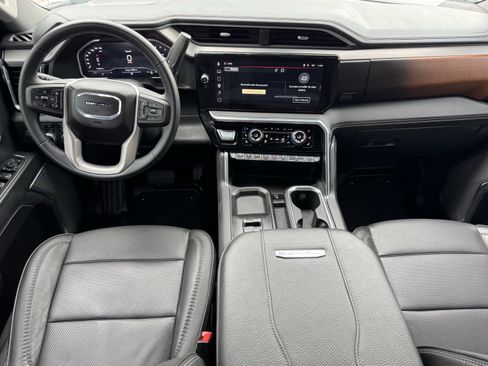 Used 2025 GMC Sierra 2500 Denali AWD/4WD image 10