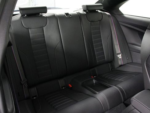 Used 2025 BMW M2 w/ Lighting Package image 30