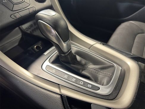 Used 2014 Ford Fusion SE w/ Equipment Group 202A image 21