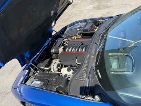 Used 2002 Chevrolet Corvette Coupe w/ Preferred Equipment Group2 RWD image 23