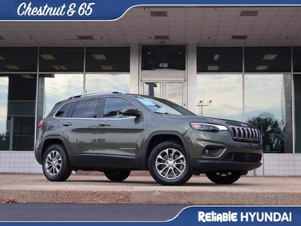 Used 2021 Jeep Cherokee Latitude Lux AWD/4WD image 2