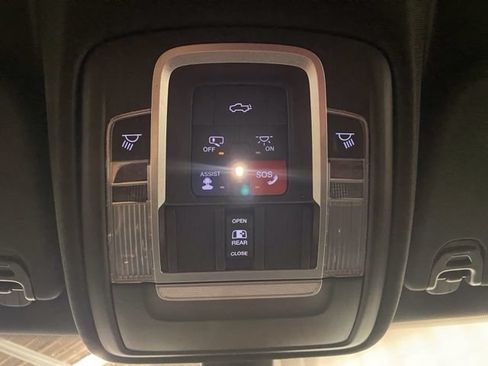 Used 2020 RAM 1500 Limited AWD/4WD image 31