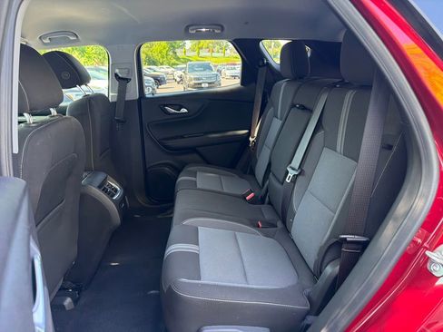 Used 2025 Chevrolet Blazer LT AWD/4WD image 33