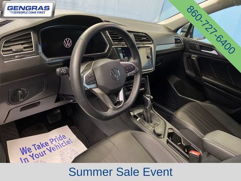 Used 2023 Volkswagen Tiguan SE AWD/4WD image 10