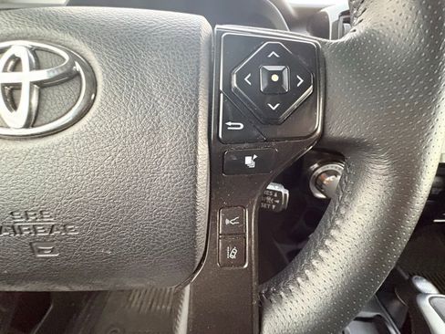 Used 2024 Toyota 4Runner TRD Off-Road image 23