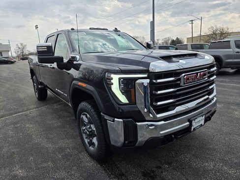 New 2026 GMC Sierra 2500 SLT AWD/4WD image 1