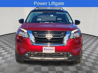 Used 2022 Nissan Pathfinder SL FWD video 2