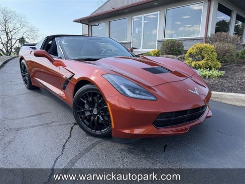 Used 2015 Chevrolet Corvette Stingray Coupe RWD image 1
