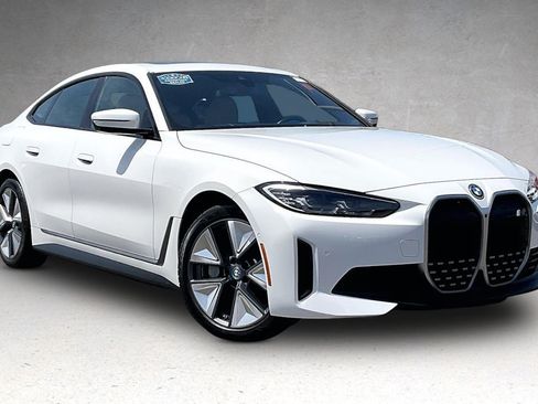 Used 2023 BMW i4 eDrive40 w/ Premium Package RWD image 2