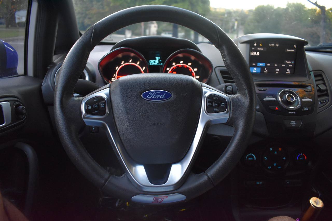 Used 2019 Ford Fiesta ST FWD image 23