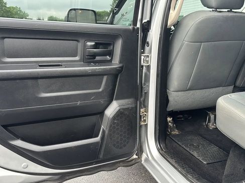 Used 2014 RAM 3500 Tradesman w/ Chrome Appearance Group image 10