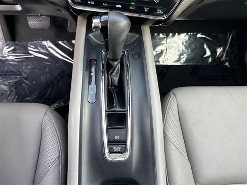 Used 2016 Honda HR-V EX-L image 16