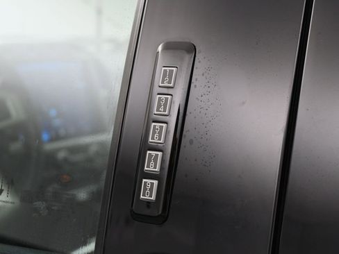 Used 2022 Ford F250 Lariat w/ Tremor Off-Road Package image 36