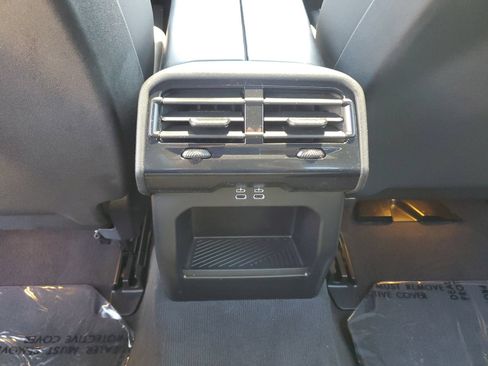 Used 2024 BMW i5 eDrive40i RWD image 13