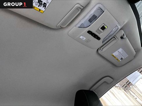 Used 2021 Toyota Corolla LE FWD image 14