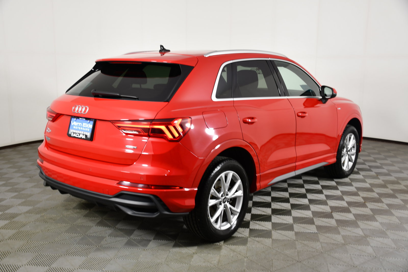 Used 2025 Audi Q3 2.0T Premium AWD/4WD image 6