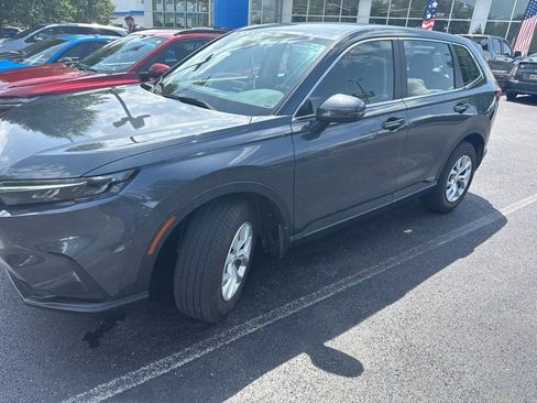 Used 2024 Honda CR-V LX image 1