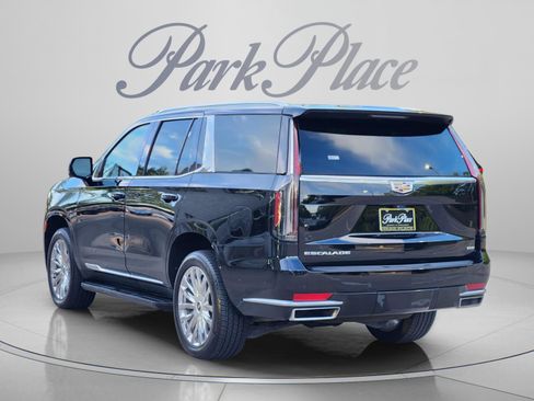 Used 2023 Cadillac Escalade Premium Luxury AWD/4WD image 3
