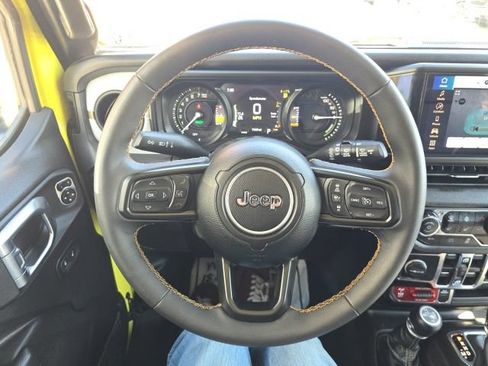 Used 2024 Jeep Wrangler Unlimited AWD/4WD image 16