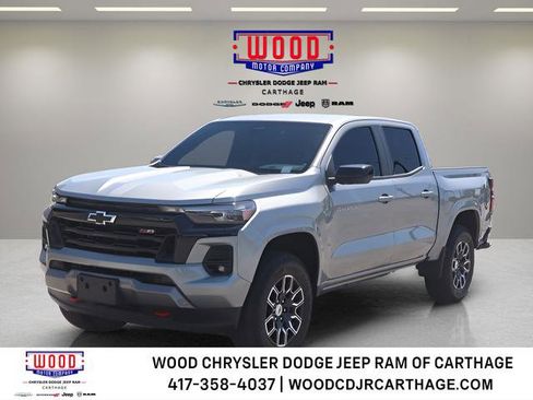 Used 2024 Chevrolet Colorado Z71 w/ Z71 Convenience Package 2 AWD/4WD image 7