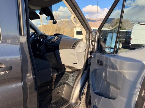 Used 2017 Ford Transit 350 XLT image 19