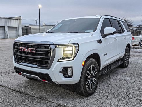 Used 2022 GMC Yukon AT4 w/ Max Trailering Package image 3