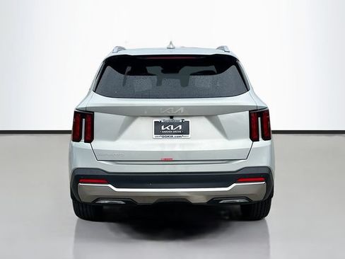 New 2026 Kia Sorento S FWD image 6