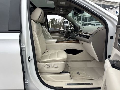 Used 2023 Cadillac Escalade ESV Sport Platinum image 35