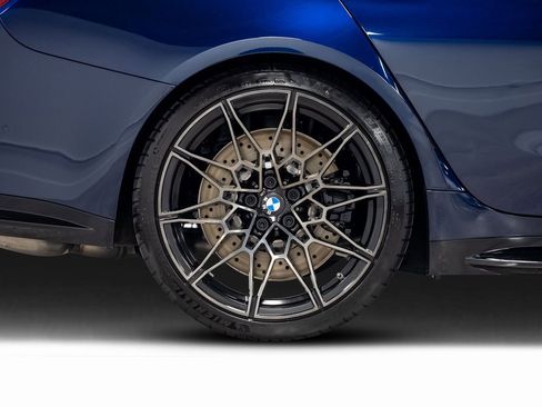 Used 2025 BMW M3 Competition w/ Executive Package image 28