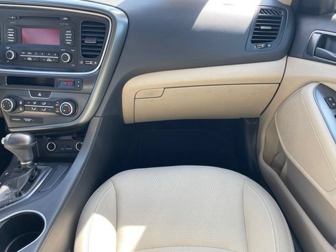 Used 2015 Kia Optima LX FWD image 22