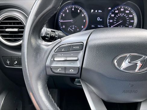 Used 2019 Hyundai Kona Limited image 24