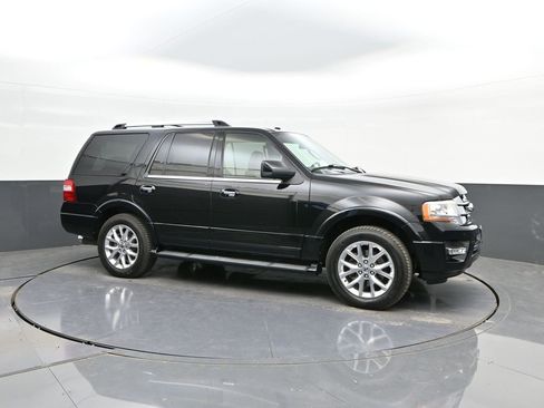 Used 2017 Ford Expedition Limited image 17