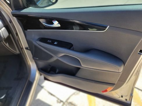 Used 2019 Kia Sorento EX w/ EX Premium Package FWD image 14